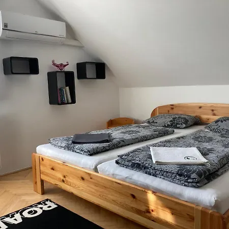 Pensjonat Velemi Vendeghaz 3*